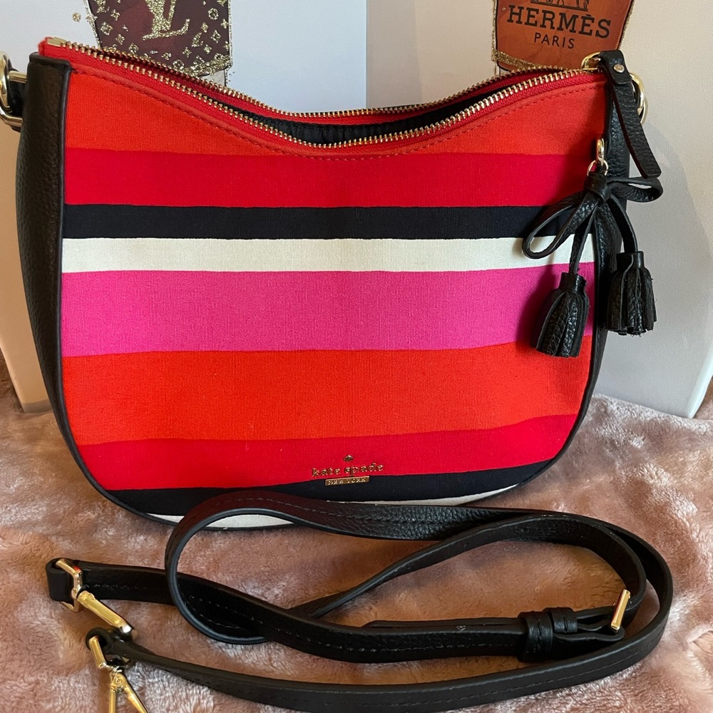 EUC Kate Spade Hayes Street Fabric Small Aiden Shoulder Bag